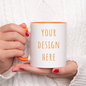 Muggmodell med accentfärg, muggmodell med orange handtag, julmuggmodell, färgad muggmodell, mysig muggmodell, tvåfärgad mugg-kaffemuggmodell