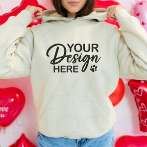Gildan 18500 Mockup Valentines, Sand Hoodie Mockup, Valentine Sweatshirt Mockup, Gildan Hoodie Mockup, Model Mockup