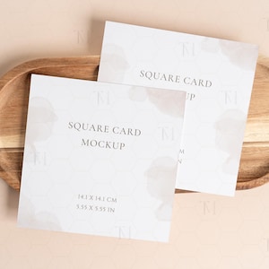 Mockup vierkante huwelijksuitnodiging, Mockup twee kaarten, Mockup dubbele kaart, Mockup PSD-wenskaart, Mockup vierkante ansichtkaart, Mockup verjaardagskaart
