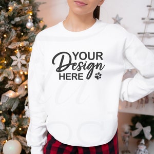 Gildan 18000 Mockup, Gildan White Sweatshirt Mockup, Christmas Mockup, Sweatshirt Model Mockup, White Gildan Crewneck Mockup