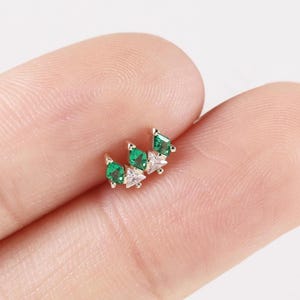 14k Solid Gold Cluster Ear Climber Minimalist Triple Cartilage Earring Gold Helix Stud Conch Piercing Flat Back Earring Tragus Lobe Earring