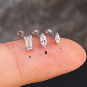 Clous d'oreille baguette en or blanc massif 14 carats, boucle d'oreille cartilage marquise en or, boucle d'oreille hélice en or blanc, boucle d'oreille conque tragus, clou d'oreille à l'arrière plat