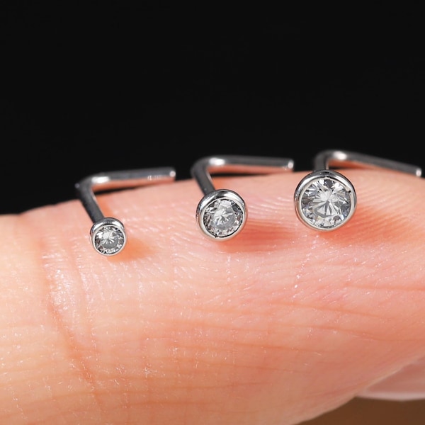 Piercing de nariz de oro blanco macizo de 14k con diamante, engaste en forma de L, calibre 20G.