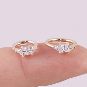 14k Solid Gold CZ Daith Earring Septum Hoop Ring Cartilage Hinged Hoop Nose Piercing Septum Clicker Tragus Helix Hoop Conch Piercing 16g