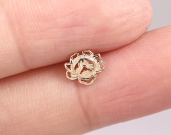Piercing para hélix con flor de peonía de oro macizo de 14 k, con cierre a presión, para cartílago, caracola, trago, sin rosca, para nariz y labio.