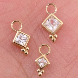 14K massivt guld Bezel fyrkantig CZ sten droppring berlock geometrisk helixring broskring berlock huggie tragus berlock elegant dingelring berlock