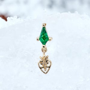 14k Solid Gold Emerald Drop Cartilage Earring Dangle Heart Stud Conch Earring Helix Drop Piercing Tragus Jewelry Flat Back Stud Gift For Her