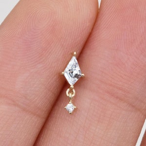 14k Solid Gold Tiny Rhombus Stud Earring Dainty Kite Shape Cartilage Stud Conch Stud Helix Stud Tragus Stud Labret Piercing Push in Back