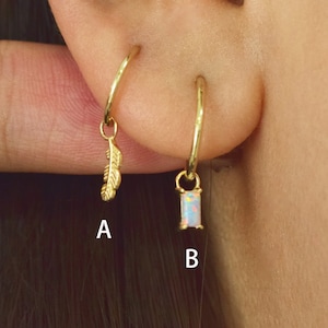 14K Solid Gold Dangle Feather Hoop Charm Baguette Opal Cartilage Hoop Charm Daith Helix Hoop Charm toren hoepel charme Opal Clicker Charm
