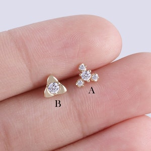 14k Solid Gold Triangle Knorpel Piercing, Tragus Ohrring, Drei Steine Cluster Stud, Labret Stud, Conch Ohrring, Flat Back Ohrring