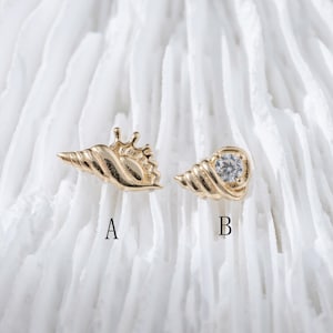 14K Solid Gold Seashell Stud Earring Ocean Cartilage Earring Gold Helix Stud Conch Earring Tragus Stud Flat Back Earring Treadless Stud