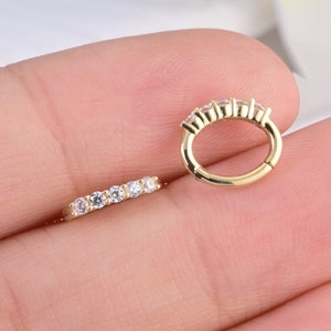 Oval Huggie Hinged Hoop Earring, 14K Solid Gold Cartilage, Classic Hinged Segment Clicker, Rook Clicker, Nose Ring , Gold Septum Hoop 16g