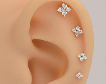 Boucles d'oreilles en forme de fleur minimaliste 4 CZ en or massif 14 carats plusieurs tailles délicates fleurs cartilagineuses hélicoïdales sans filet à pousser dans le dos