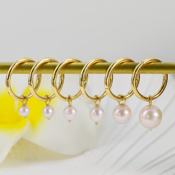 14K Solid Gold Fresh Water Pearl Earring Hoop Charm Dangle Pearl Huggies Charm Mini Rook Hoop Charm Ketting Bungel Charm Pearl Helix Charm