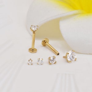 14k Solid Gold Solitaire Diamond Kraakbeen Earring Schroef op Flat Back Labret Stud Moissanite Tragus Stud Interne schroefdraad Helix Piercing afbeelding 7