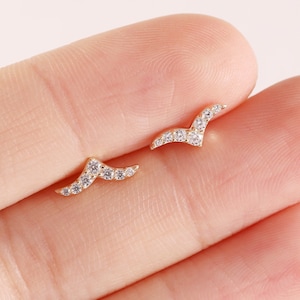 14K Solid Gold Waved Ear Climbers, Unique Tiny Conch Piercing, Threadless Waved Push-in Labret, Cartilage Earring, Tragus Flat Back Earring
