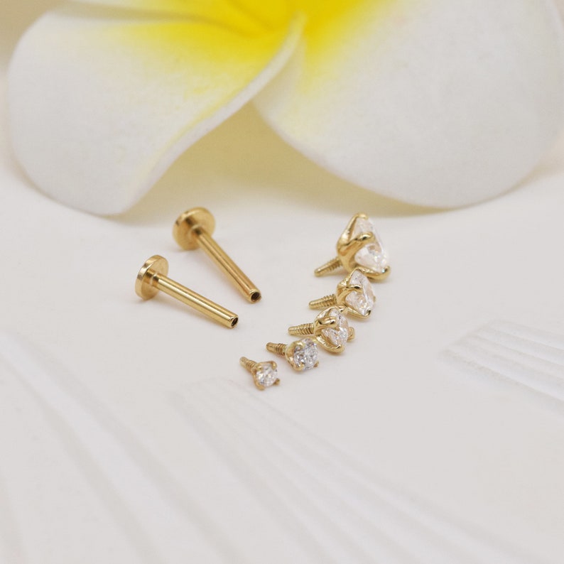 Pendiente de cartílago de diamante solitario de oro macizo de 14 k Tornillo en perno labret de espalda plana Moissanite Tragus stud Perforación de hélice roscada interna imagen 5