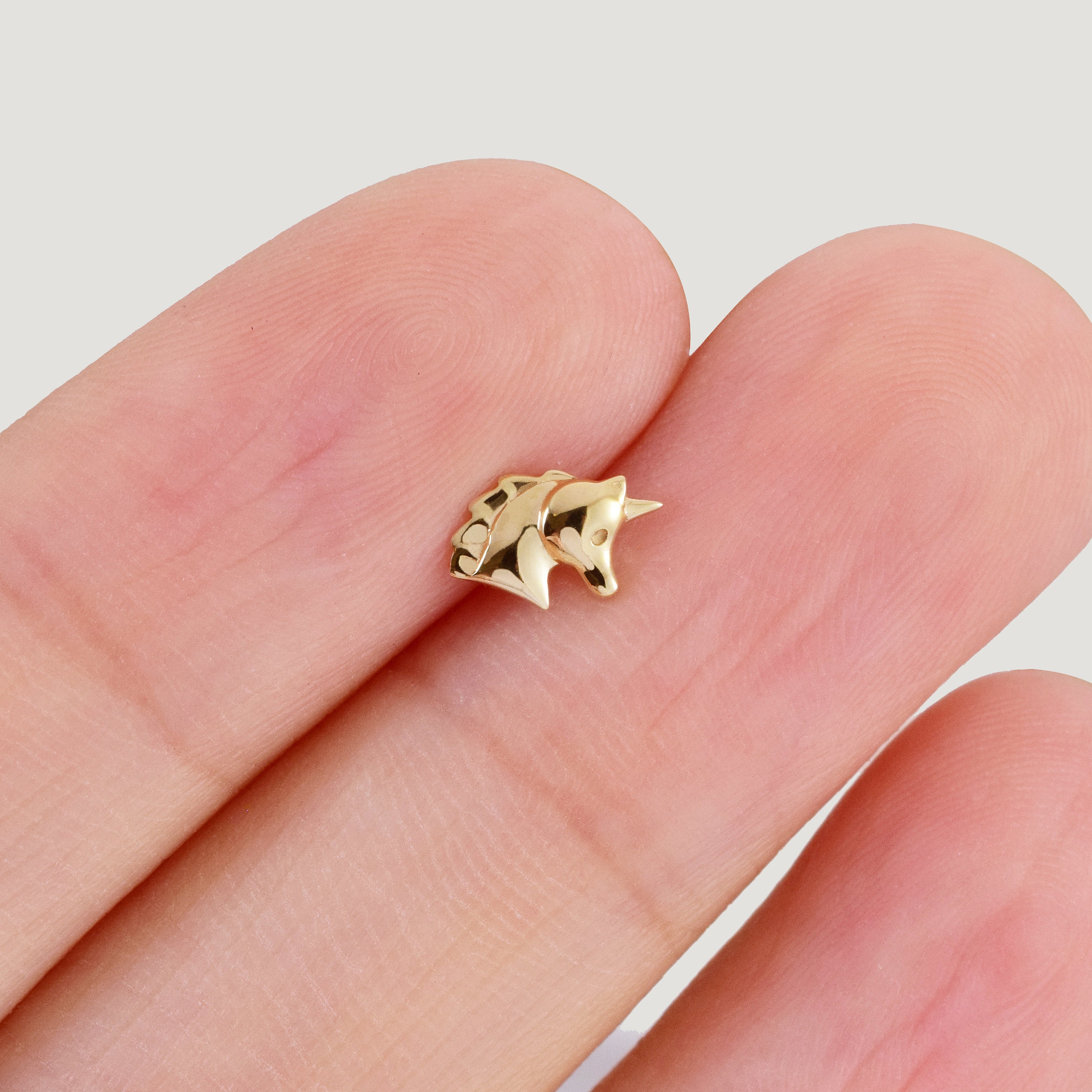 ◆STONEHENgE◆ Unicorn 14K Piercing H0149 Single 14K Solid Gold Unicorn Stud Earring, Minimalist Tragus