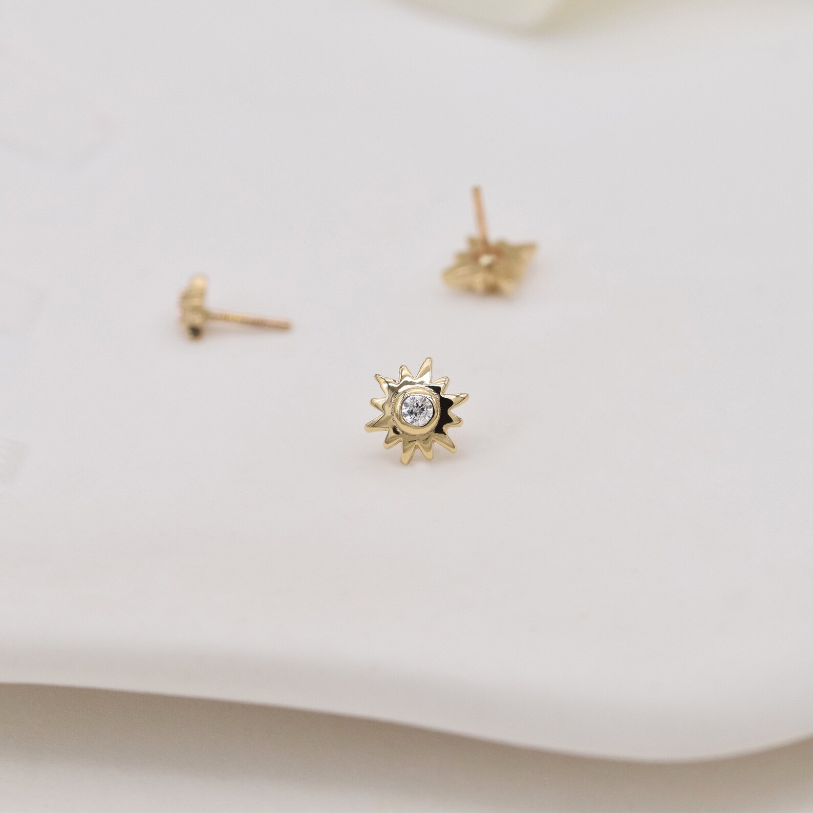 St Armands Sunburst Stud Earring main image 1