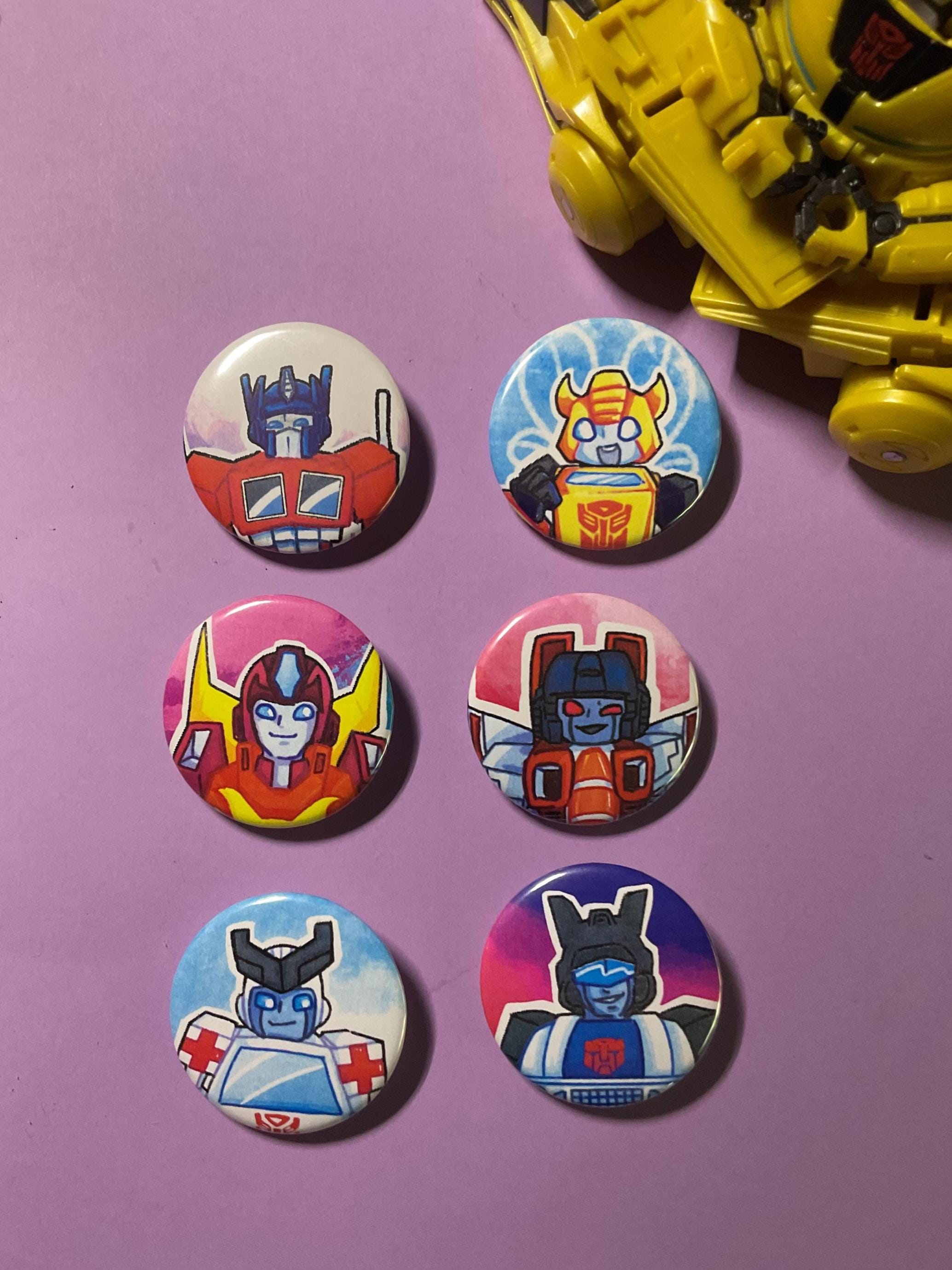 Transformers Robots Button Pin Characters Autobot Decepticon Car