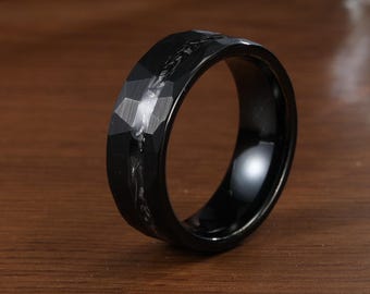 Meteorite Inlay Tungsten Wedding Band,Black Hammered Tungsten Carbide Ring,Mens Wedding Band,Unique Couples Band, Mens Ring,Anniversary Gift