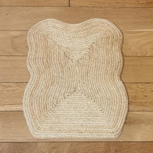 Sisal Cat Scratch Board Cat Shape Scratching Post By Playtime4Pets - Vegan Friendly Bild 4