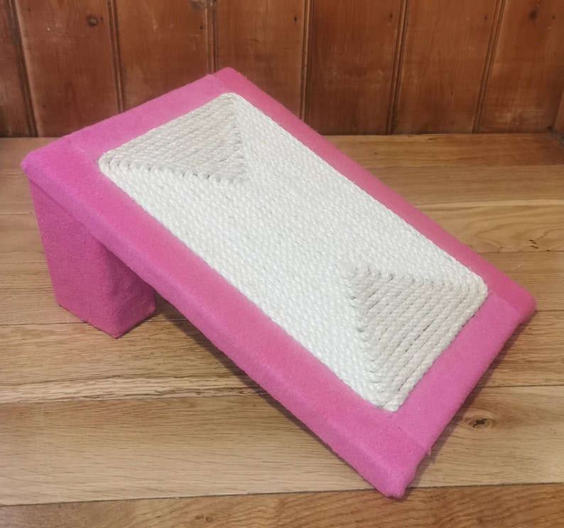 Slanted Cat Scratcher / Cat Scratch Post / Angled Cat Etsy UK