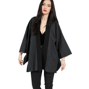 Kimono jacquard avec broderie dragon