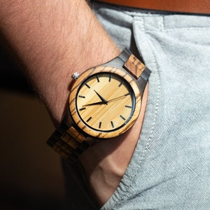 Handgefertigte Uhr für Männer mit Holzbox, personalisiertes Weihnachtsgeschenk für Ihn, Vater, Freund, Accessoires, gravierte Holzarmbanduhr, Jahrestag Ebony Zebra Wood