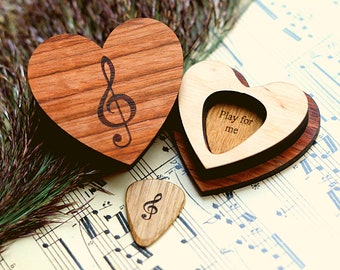 Personalized Valentines Day Gift for For Him Guitar Pick Holder Heart Shaped Box Custom Plectrum Case Gift for Man Boyfriend Husband Player
