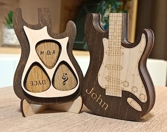 Gifts for Musicians, Guitar Pick Holder, Personalized Gift for Him, Music Gift, Fathers Day Gift, Guitar Pick Case
