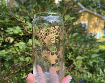 Dishwasher safe honeybee cup, honeycomb glass can, libbey 20 oz, iced coffee cup, bamboo lid and glass straw