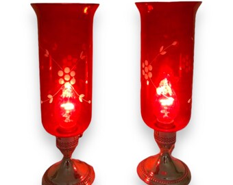 Lámparas de plata esterlina con peso de Crest Silver Company con vidrio grabado en rojo, juego de 2