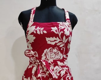 Spring Floral Apron, Apron with Pocket, Gift for mom, Mother Gift, Hostess Gift, Ruffled with Pockets Chef Birthday gift for Mom