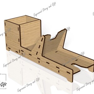 K&ouml;nnte beinhalten: Holz-Desktop-Organizer mit einem Fach f&uuml;r Stifte, Bleistifte und andere B&uuml;roartikel. Der Organizer hat ein separates Fach f&uuml;r ein Telefon oder andere kleine Gegenst&auml;nde.