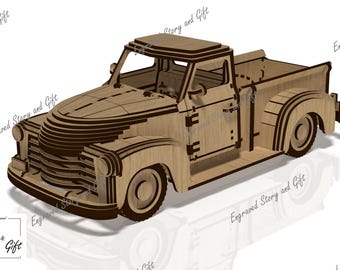 Puede incluir: Un kit de modelo de madera de una camioneta vintage. La camioneta es marrón y tiene un diseño detallado. El modelo está sin montar y listo para ser construido.