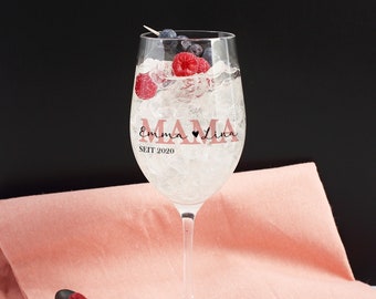 Mama wine glass with names printed on it