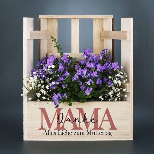 Plant box for mom or grandma with personal print for Mother's Day