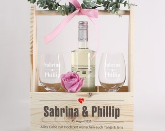 Printed wine carrier for the wedding