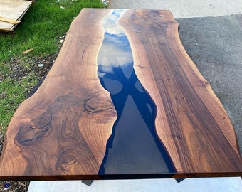 Niestandardowe zamówienie Smokey Gray Walnut Wood Epoxy Dining Table - Epoxy Coffee Table - Live Edge Table - Epoxy End Table - Kitchen Table - %100 HANDMADE
