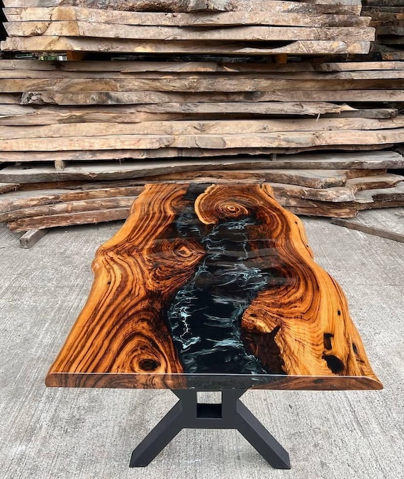 Custom Order Chestnut Wood Glossy Epoxy Coating Black White Epoxy Table / Resin Coffee Table / Epoxy Live Edge Dining Table / Handmade Table