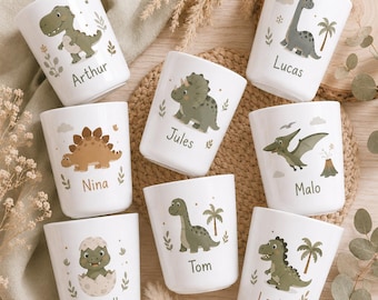 Tazza personalizzata per bambini con dinosauri | Tazza in plastica senza BPA con nome | Regalo per neonati, asilo nido, scuola materna, compleanno