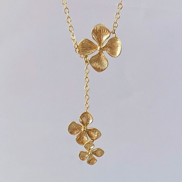 Flower Lariat