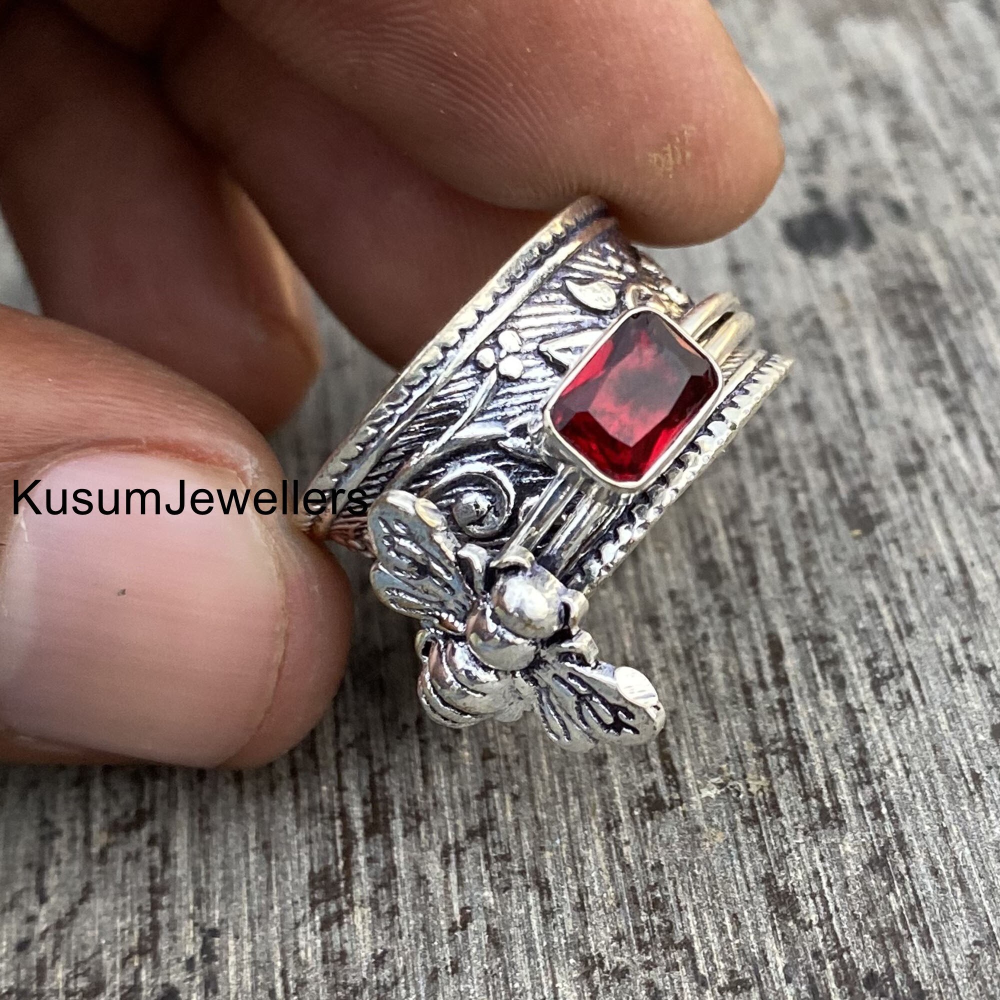 Anxiety,Beautiful,Handmade Garnet  Spinner Ring,925 Sterling Silver Band Ring Honey Bee Spinner Ring Silver Jewelry,Worry Meditation