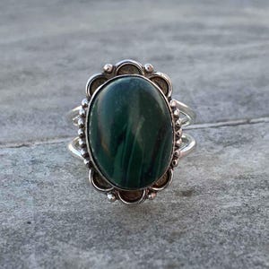 Malachite Gemstone Ring: Handmade 925 Sterling Silver Bohemian Jewelry