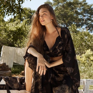 Boho long kimono robe ,Black Tie dye kimono robe, Gift for friend, Oversized kimono robe, Bohemian duster, Boho Chic, Beach Coverup, Holiday