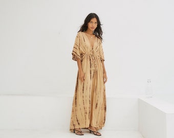 Robe teinture cravate à la main, robe déesse, Caftan long, Caftan surdimensionné, Vêtements de villégiature, Coverup, Maxi caftan, caftan plus taille, cadeau pour elle