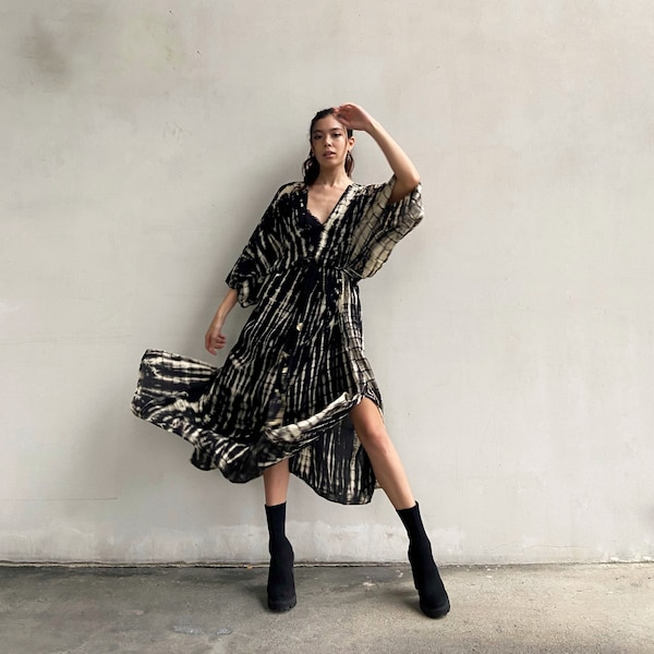 Black Placement Print Tie Up Kaftan main image 1