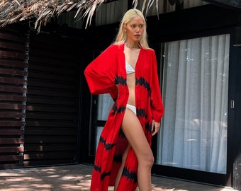 Kimono long surdimensionné, peignoir long tie-dye, peignoir kimono bohème, peignoir kimono rouge, peignoir kimono long, plumeau, cadeau pour elle, cadeau pour lui