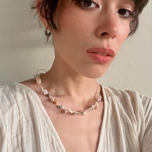 Minimal SeaShell Choker, Boho Seashell Choker Beach Necklace Choker Hippie Beach Choker Gift for friend Gift for Sister Gift under 20